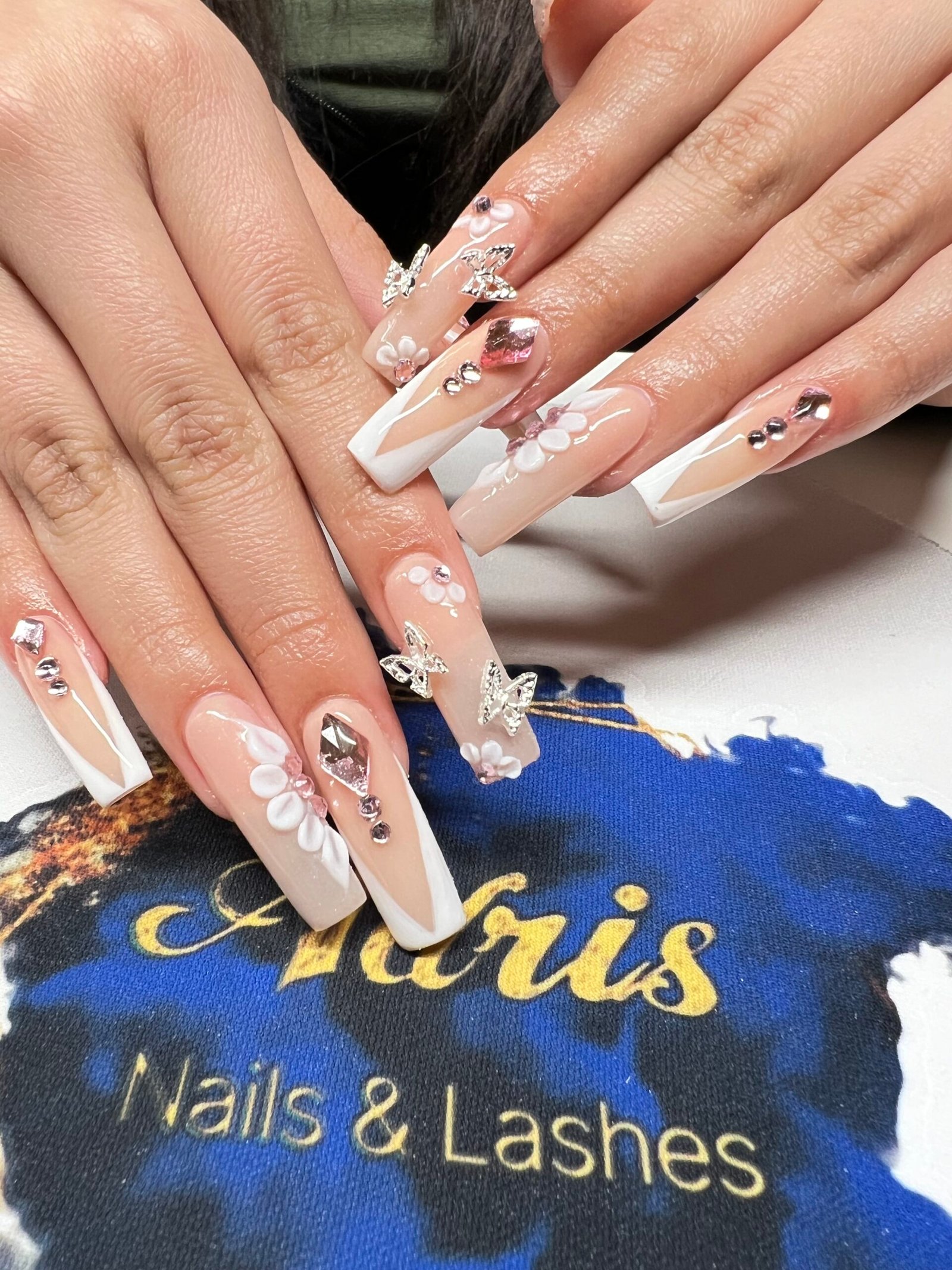 Adris Nails & Lashes